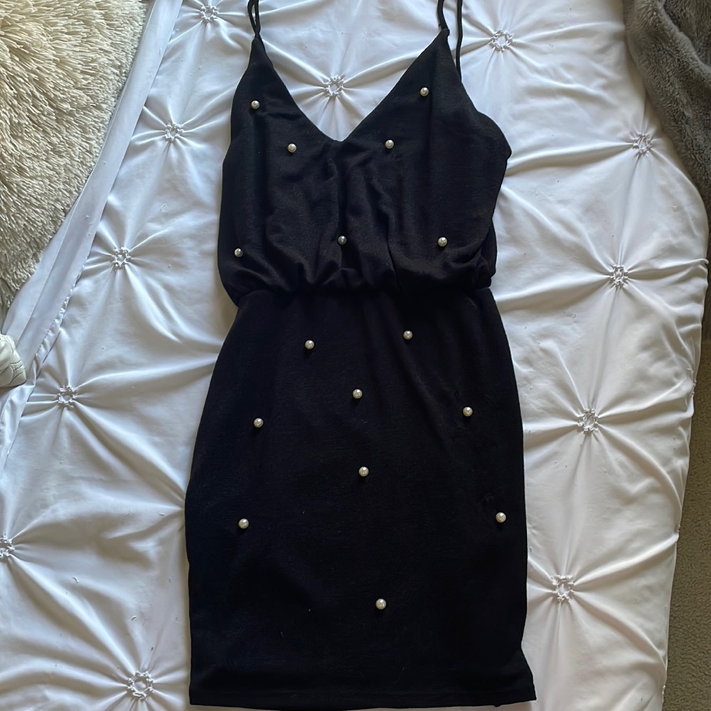 Little black dress with pearls